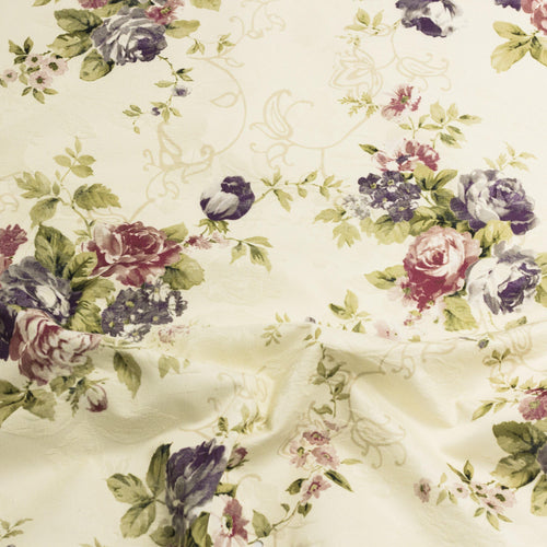 Пролетен текстилен материал